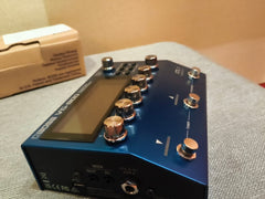 BOSS VG-800 V-Guitar Processor with gk 5 pickup and adopter only 2 days old