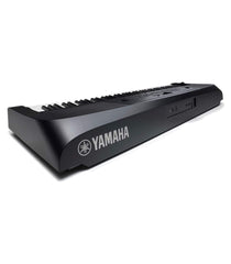 Yamaha DGX670B 88-Key portable Digital grand Piano, Black